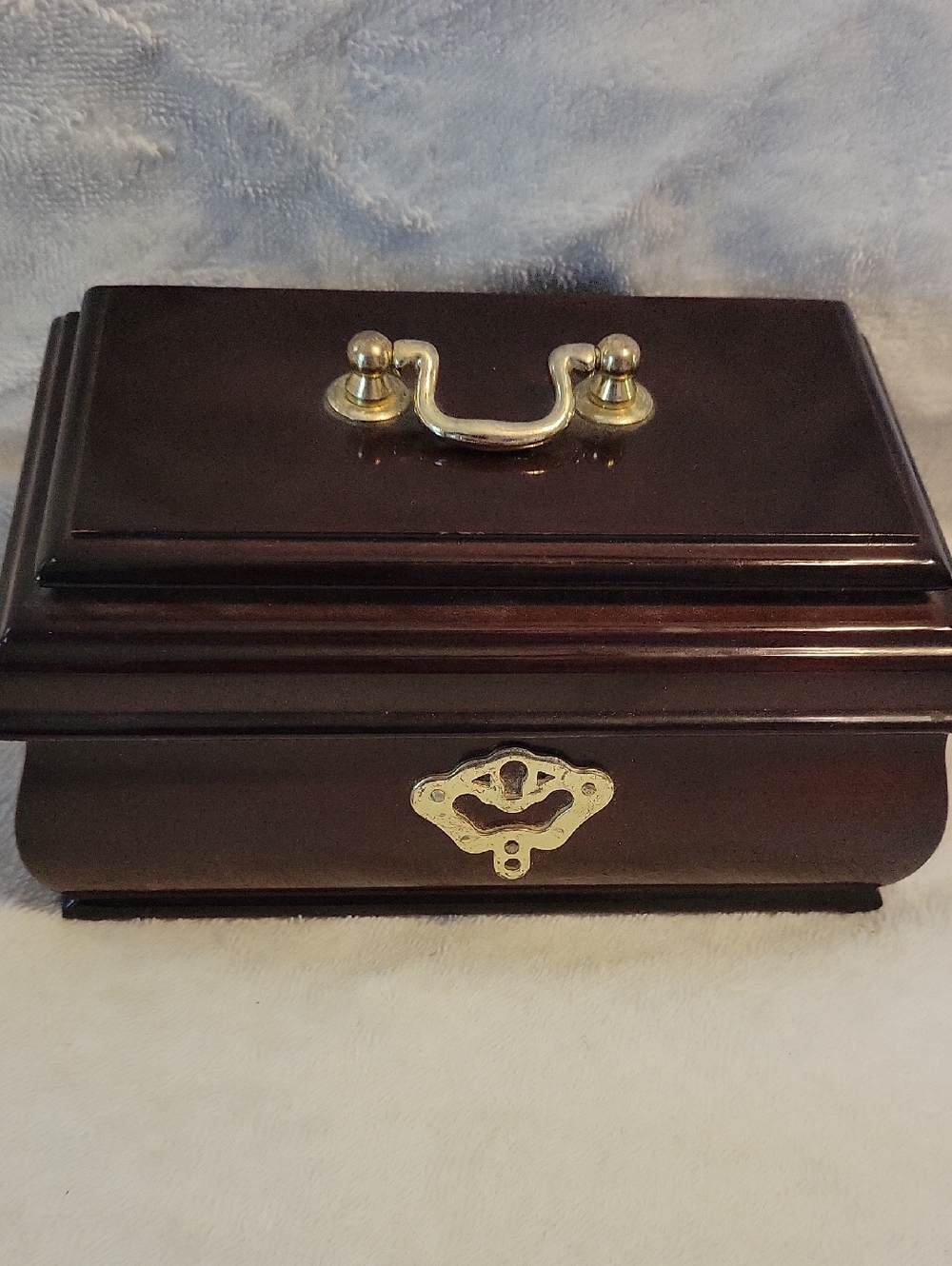 Wooden Jewelery Box